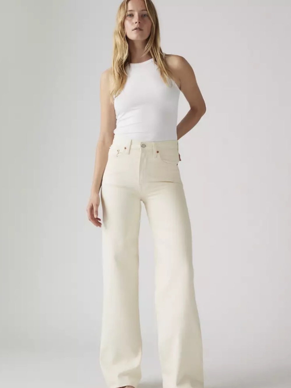 Levi’s NWT 28/30 Ribcage Wide Leg High Waist Barely Freezing Ecru Cream Jeans